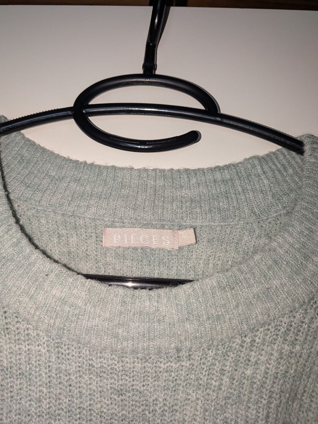 Lots de vêtements: Kleiderpaket (Pullover und Jacke) – D'occasion à Unterstammheim par J.g2001 6