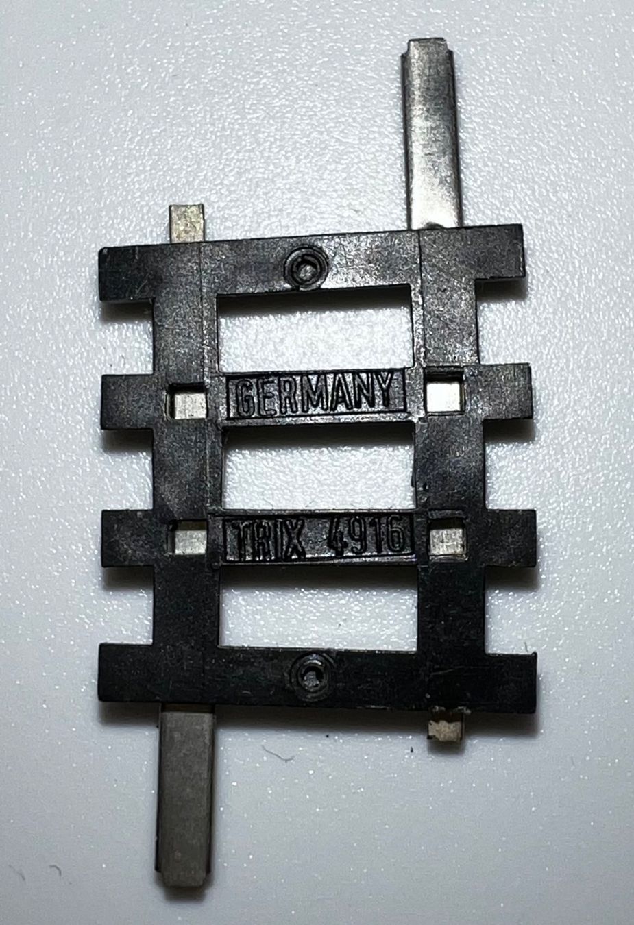Trix Modellini di ferrovie: Minitrix Spur N, Gleis gebogen , 4916 – Usato da Basel venduto da jonnyhaas 3