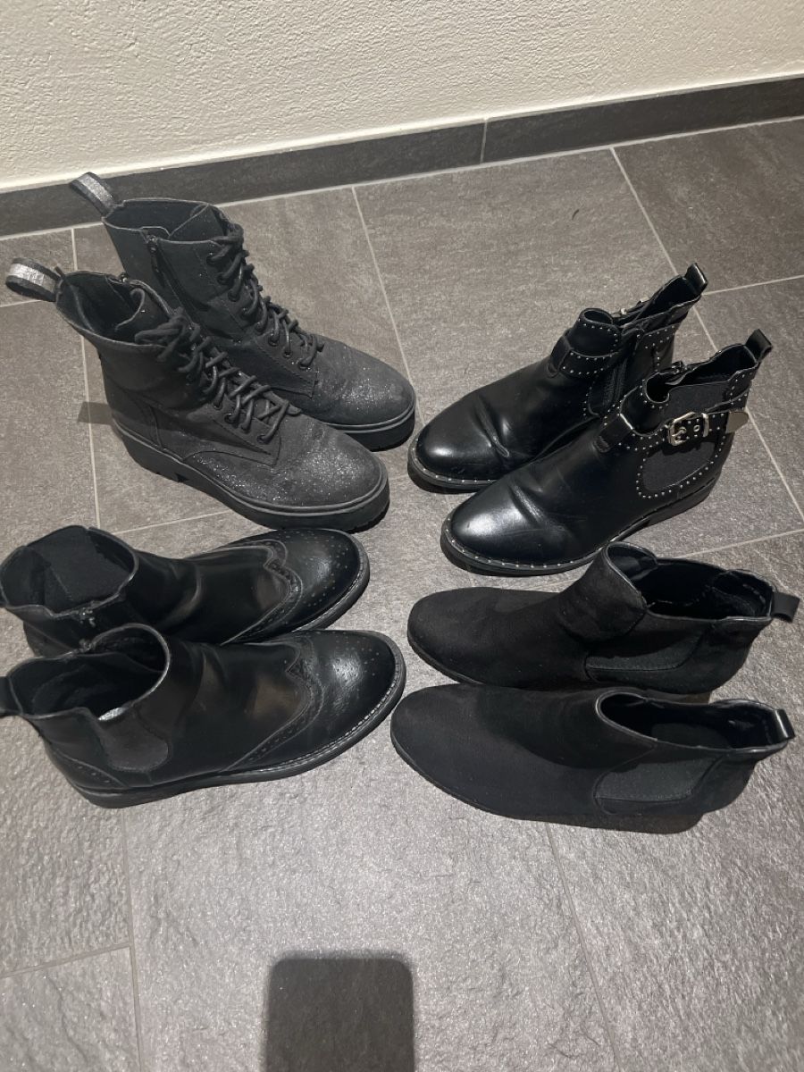 Scarpe da donna: Schwarze Stiefeletten, Gr. 37 – Usato da Schübelbach venduto da 18sunshine