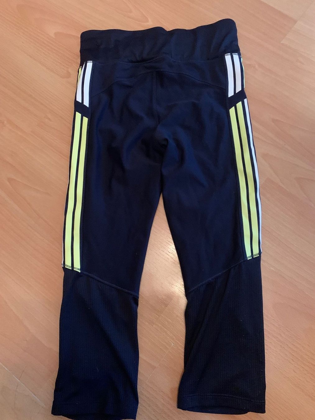 Leggings: Bas de jogging stretch Décathlon t. M – Usato da MEYRIN venduto da Gwendo10 1
