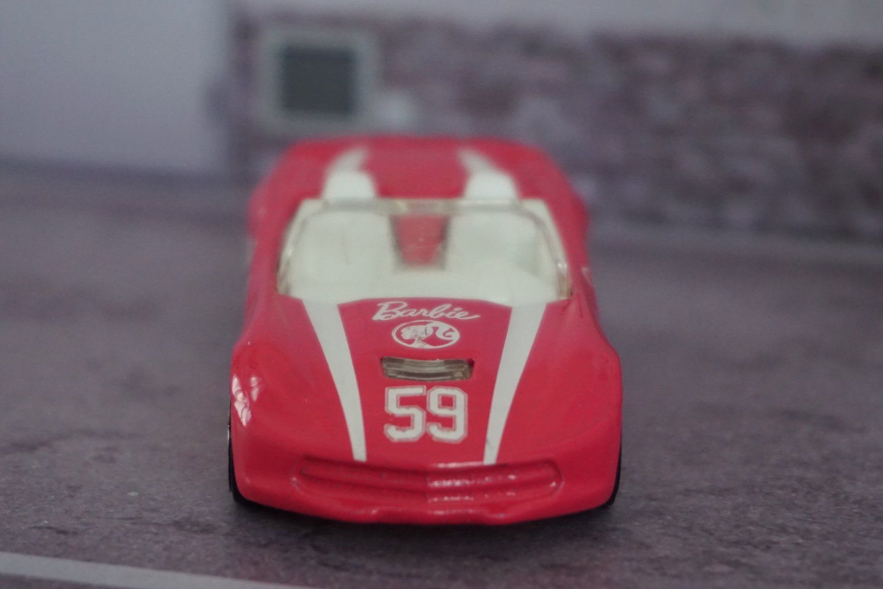 Hot Wheels Modellini d'auto: HotWheels `14 Chevy Corvette Barbie COOL !!!!!!!!!!!!!!! – Usato da Reiden venduto da Doppeldecker69 3