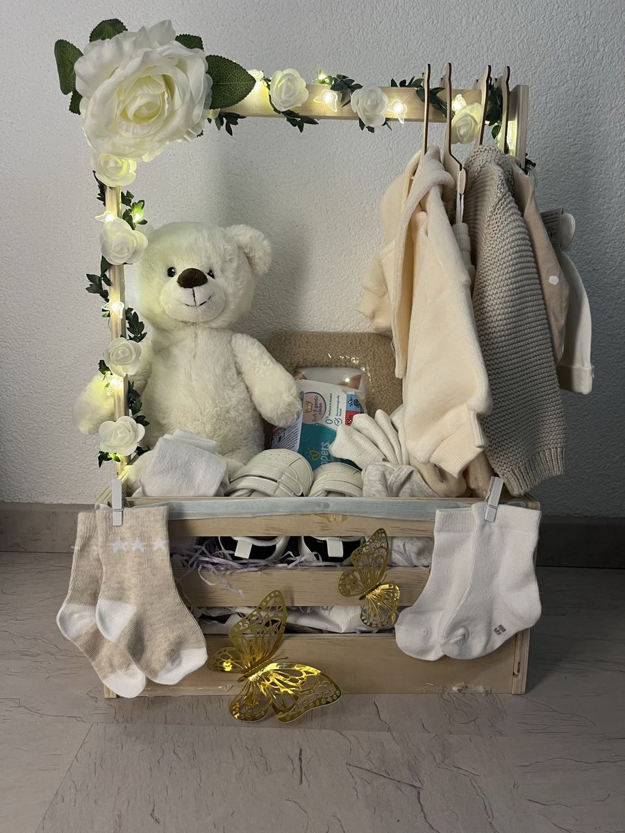 Kleiderpakete & -sets: Geschenk zur Geburt Babyregal – Neu und originalverpackt aus Eschlikon TG von murati123 3