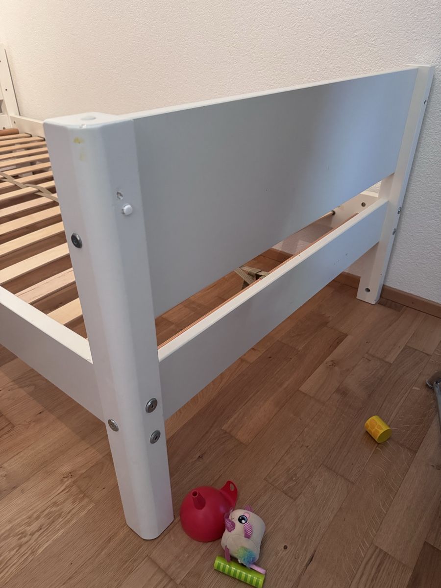 Letti: Flexa Kinderbett weiss mit Lattenrost – Usato da Pfäffikon ZH venduto da tim993 2