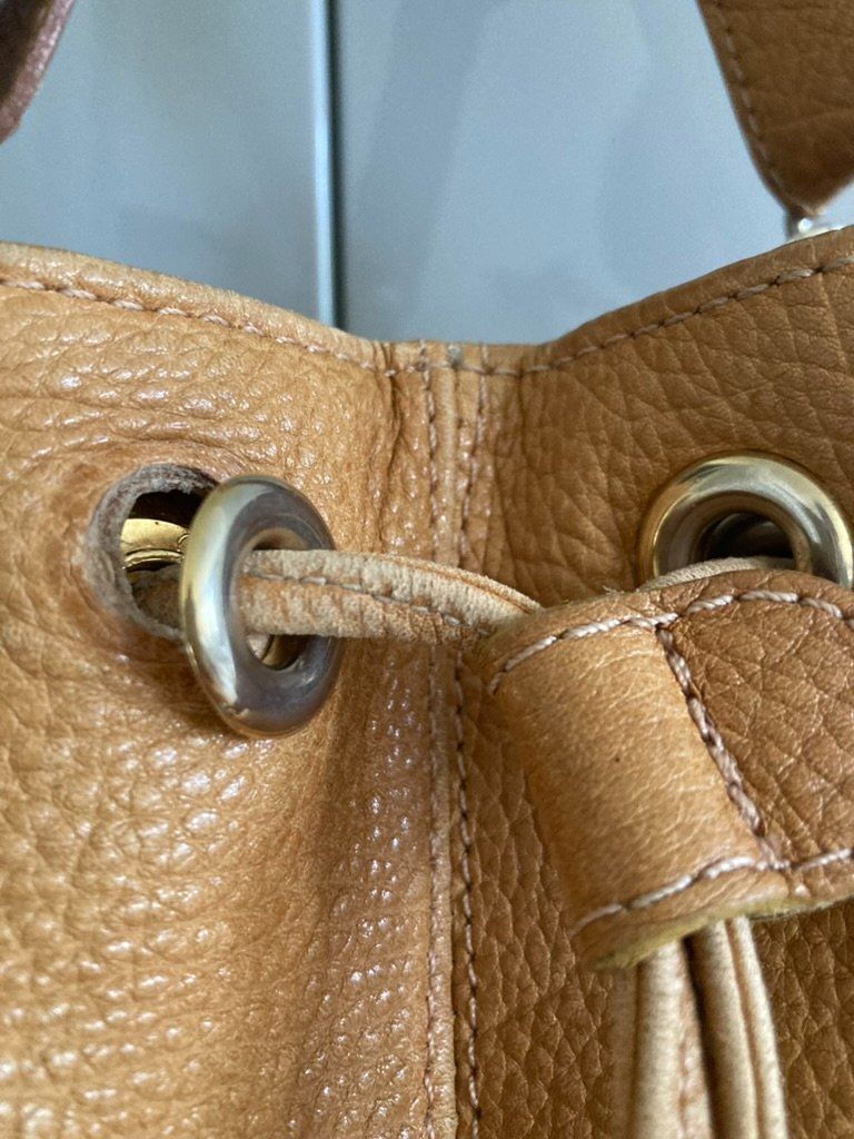 Borse da donna: GRATIS - Beuteltasche aus Leder – Difettoso da Winterthur venduto da rox_n5tg 4