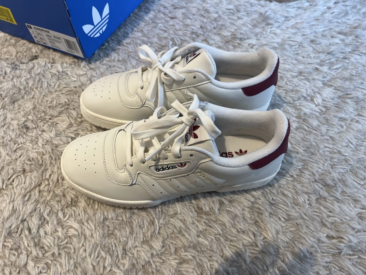 Adidas Scarpe da donna: Adidas Powerphase Sneaker – Nuovo (secondo la descrizione) da Utzenstorf venduto da Ismaele 2