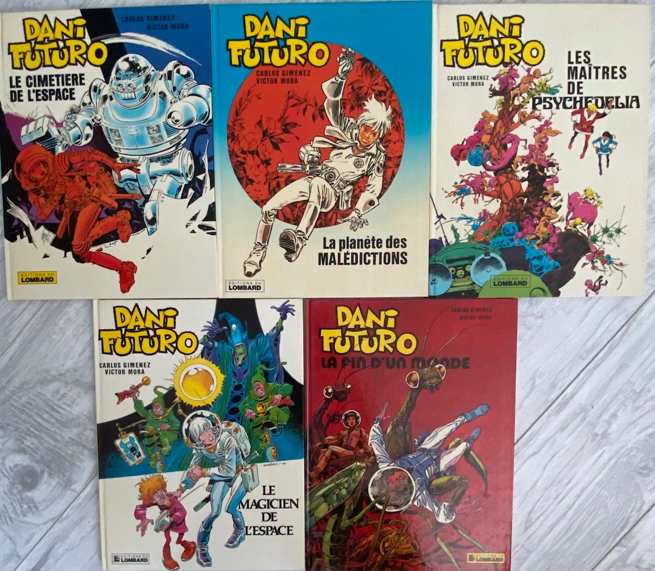 Fumetti: Dani Futuro - 5 albums – Usato da Geneveys-Coffrane venduto da Momoali