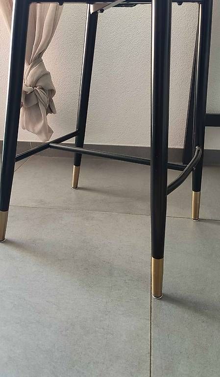 Sedie: Chaise de bar en velours émeraude – Usato da Aigle venduto da GGameiro71 3