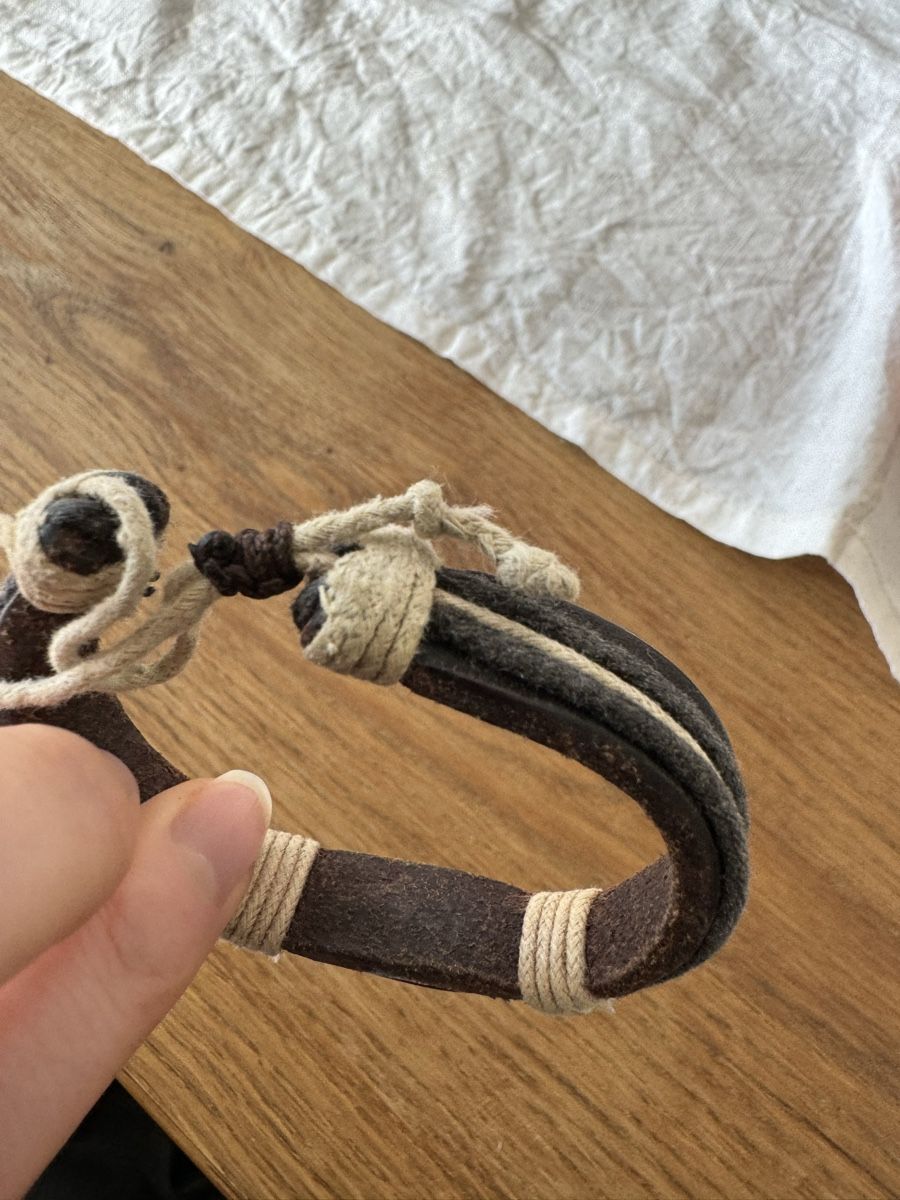 Bracciali & Braccialetti: Lederarmbänder mit Schildkröte, 2 Stück – Usato da Arlesheim venduto da Eli_77 4