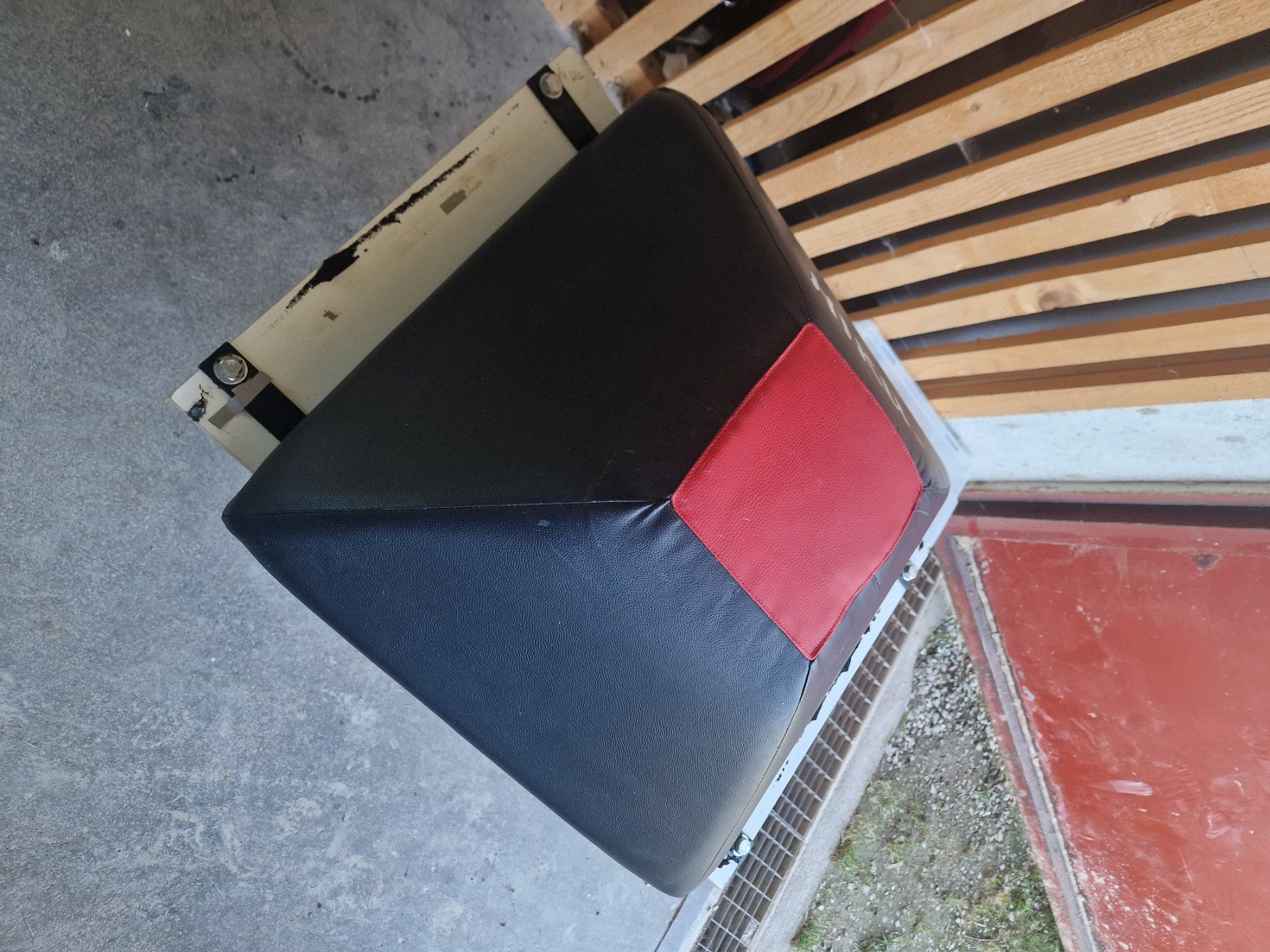 Sacchi da boxe: HIKU - Coussin de frappe mural – Usato da Fribourg venduto da Dimitrikaenel 2