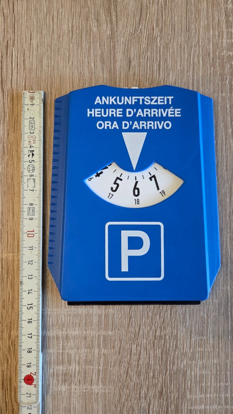 Alle Werkzeuge: EU-Parkscheibe mit Eis-Kratzer, Frühlings-Schnäppchen ❄️🚗 – Gebraucht aus Adlikon b.Regensdf von ChriZ86 3