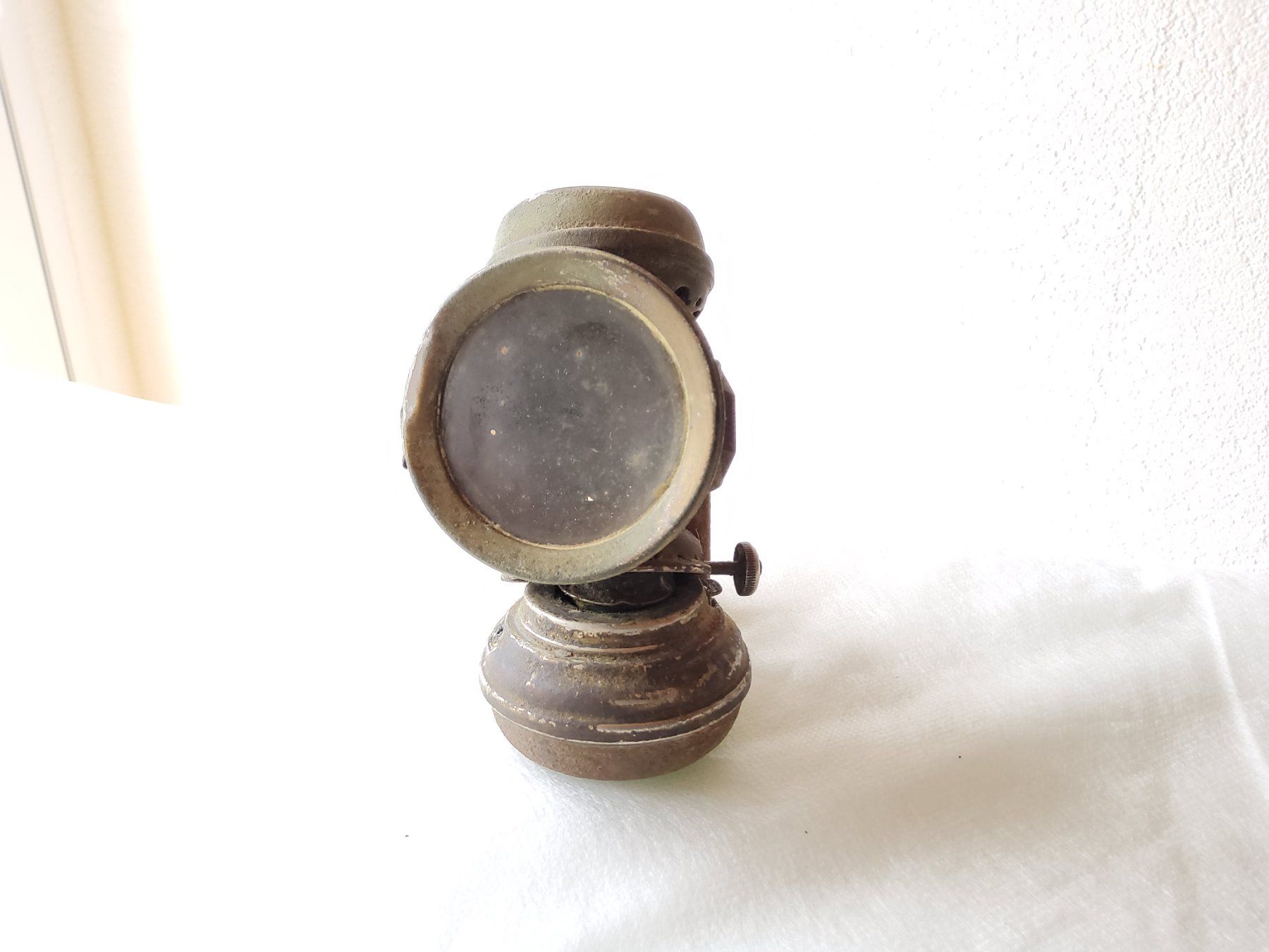 Lampes anciennes: Ancienne lanterne de vélo  – D'occasion à Malleray par Broc-Mo