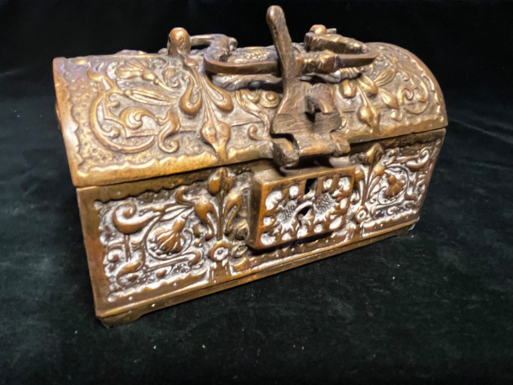 Coffres: Antike Messing Schatulle massiv – D'occasion à Thalwil par Peter0911 1