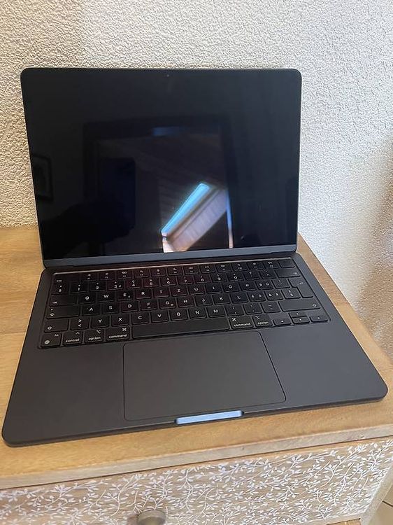 Apple Notebook: MacBook Air 13 M3 2024 – Nuovo (secondo la descrizione) da Le Landeron venduto da IsmaelSilva 2