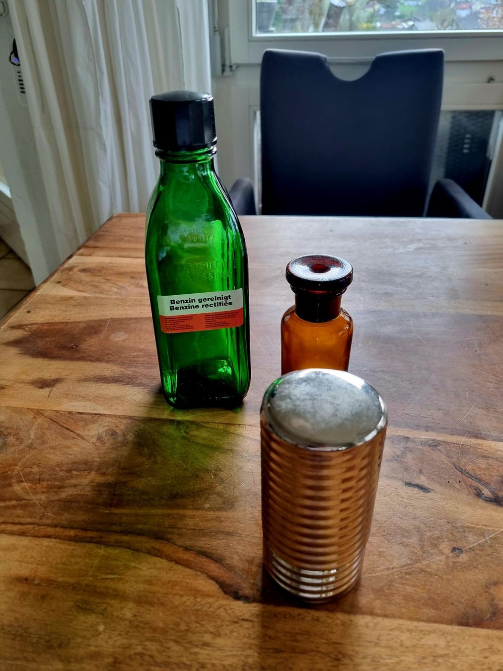Laborzubehör: alte Apotheker Gläser Flaschen Glas – Gebraucht aus Beckenried von lou_two 1