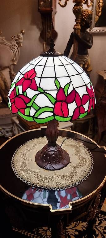 Lampes: Wunderschöne Tiffany Buntglas Lampe – Neuf (Voir description) à Kaufdorf par Nati-Nati