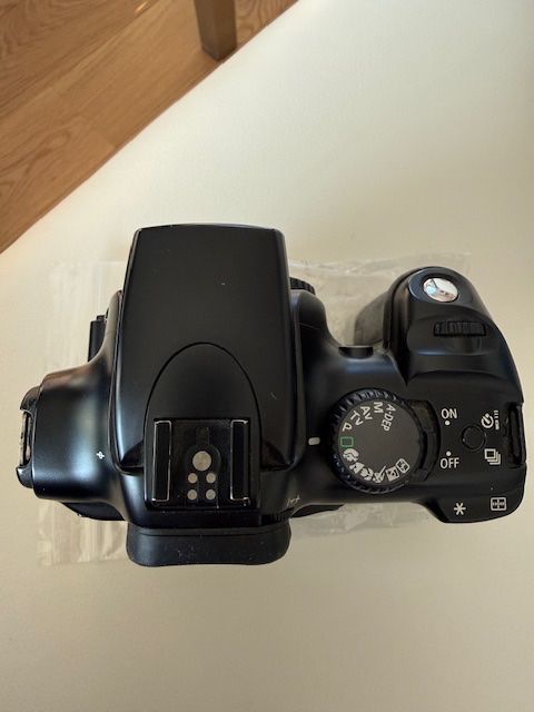 Canon Fotocamera: Canon EOS 300D Digitalkamera – Usato da Winterthur venduto da projectcleanup 5