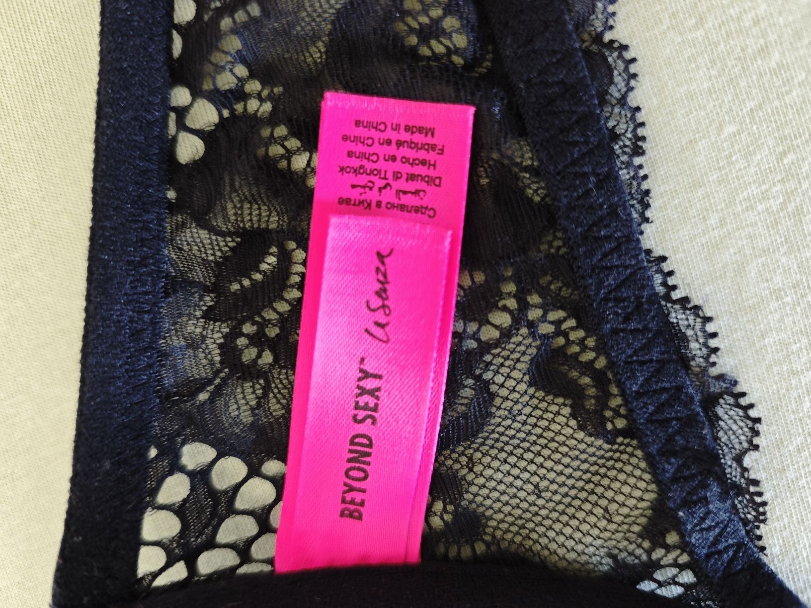 Altra biancheria intima: La Senza sexy bra 75C – Nuovo e nell'imballaggio originale da Meyrin venduto da Muchacho7 3
