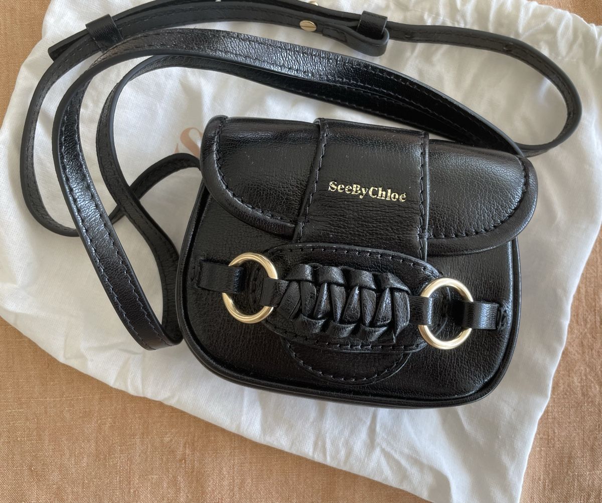 Taschen für Damen: Schwarze Tasche – Neu und originalverpackt aus Hirzel von jan_vqt5