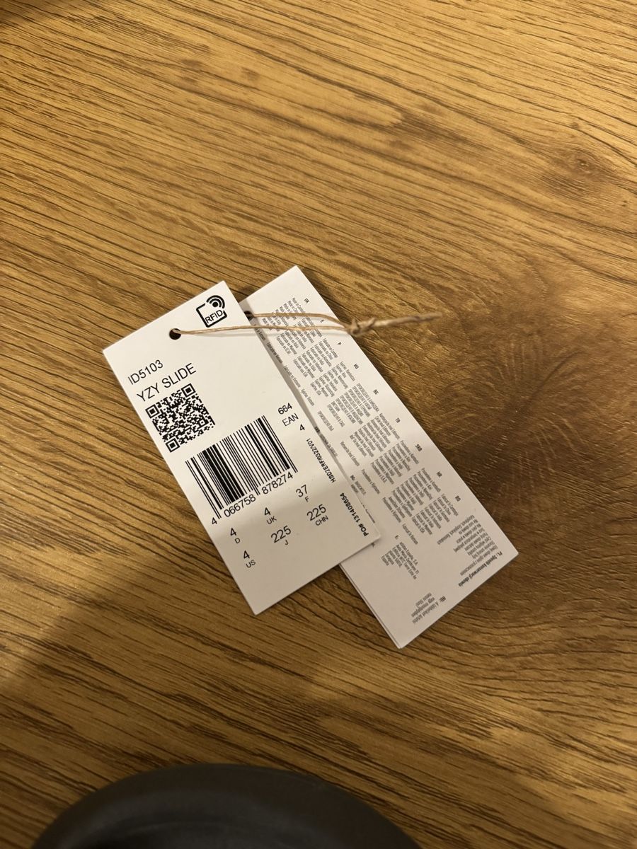 Adidas Herrenschuhe: Yeezy Slide – Neu und originalverpackt aus Oberglatt ZH von beacoutinho 3