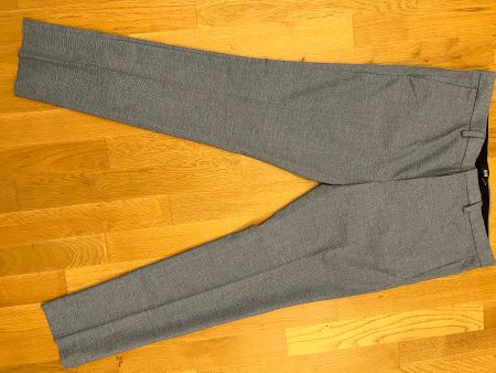Hellblaue Hose
