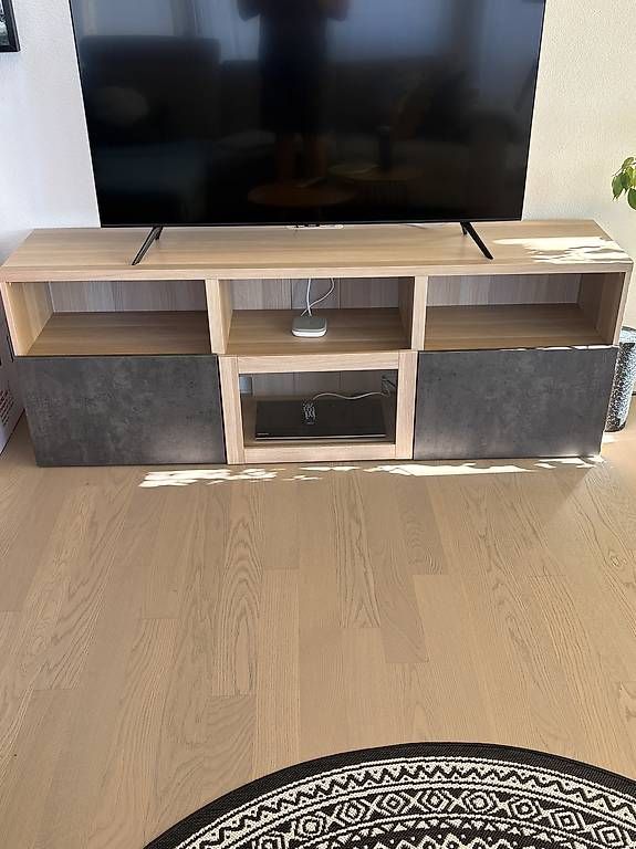 Ikea Meubles TV: TV Möbel Bestå – D'occasion à Lausen par mirdreii