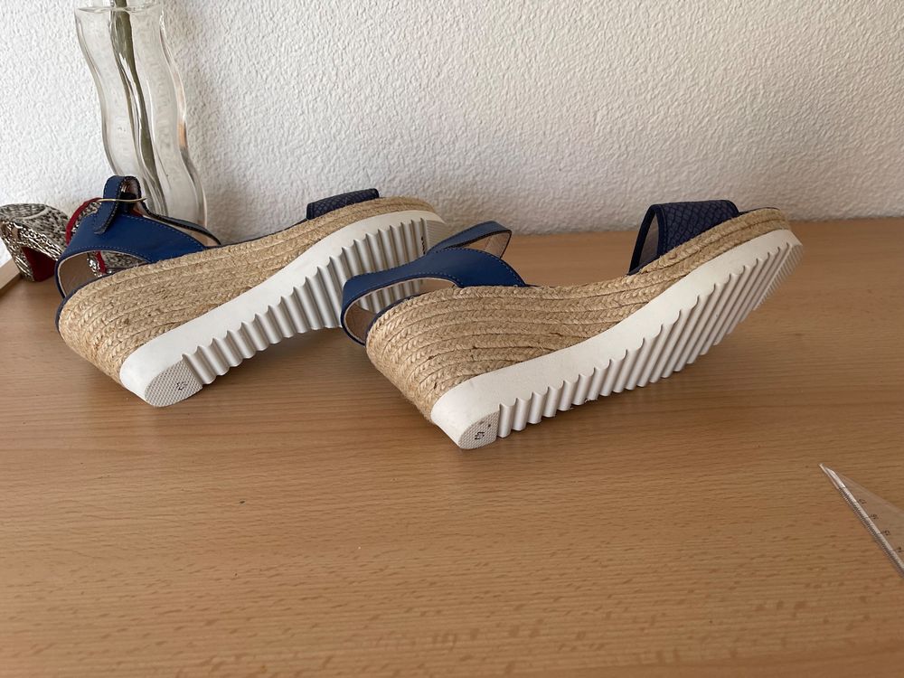 Tamaris Chaussures femmes: VIGUERA(Sp) 40 neu /NP109CHF Pumps 8-4 Espadrilles aus Leder – Neuf (Voir description) à Kölliken par Prscoo 8