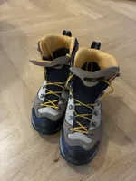 Wanderschuhe 38-39