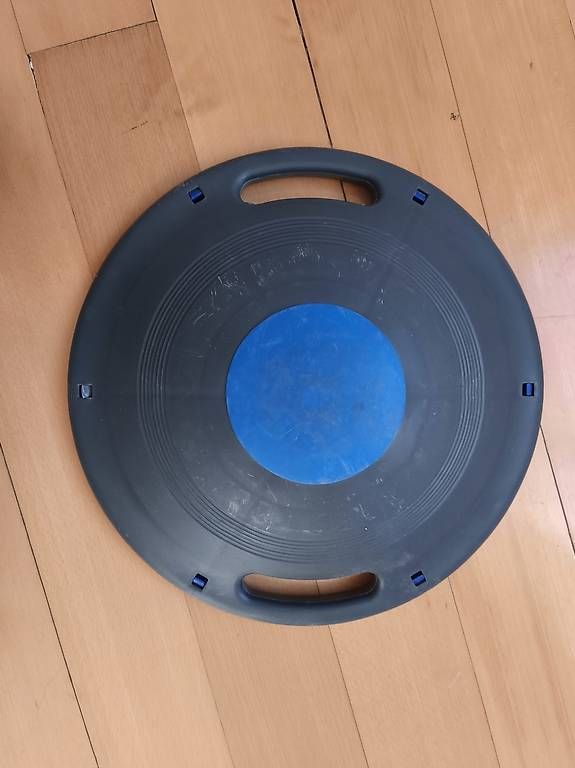 Hometrainer: Balance board/ Brett mit Griffen – Usato da Basel venduto da sin_yx9b 1