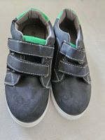 Turnschuhe / Klettschuhe Gr. 34