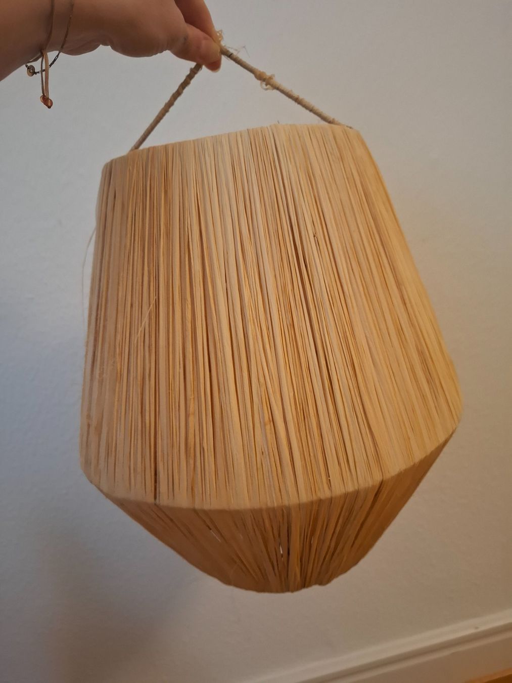 Paralumi: Handgefertigter Raffia Lampenschirm | Boho – Nuovo (secondo la descrizione) da Luzern venduto da tutti-i-venti