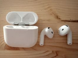 Apple AirPods 4 ANC