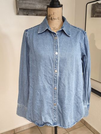 H&M Jeanshemd hellblau Grösse S guter Zustand