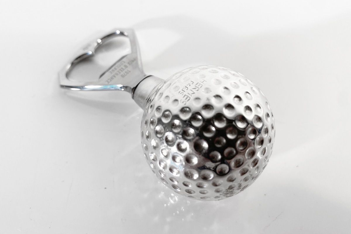 Hermès Apribottiglie & Tappi per chiusura: Golfball Flaschenöffner von Hermes Paris – Usato da Ballwil venduto da ClassicGallery 4