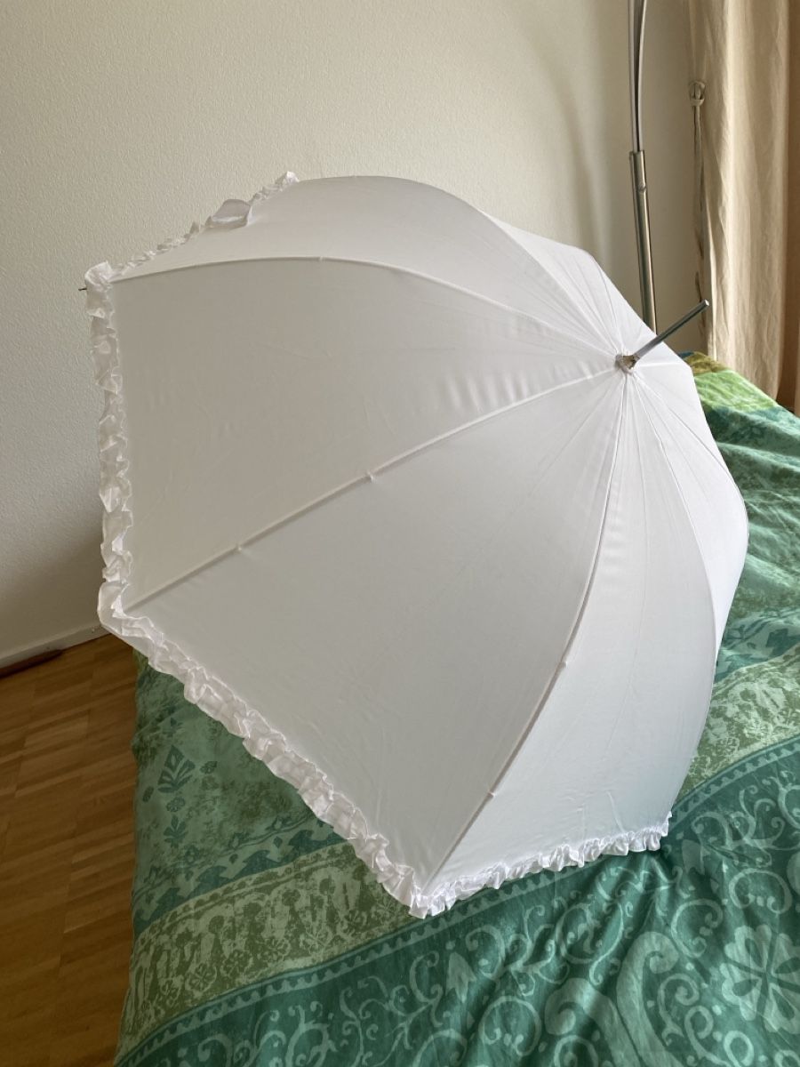Ombrelli: Schöner Hochzeitsschirm – Nuovo (secondo la descrizione) da Zürich venduto da Angela69