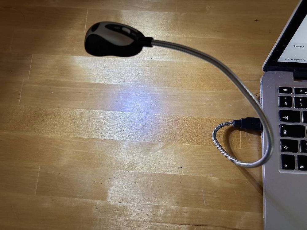 Lampade: USB LED Leselampe für Laptop – Usato da Root venduto da wan_5hxs