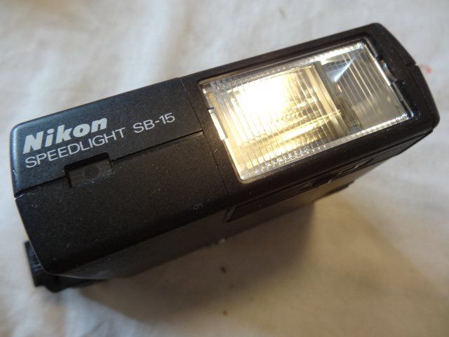 Nikon Fotocamera: NIKON SPEEDLIGHT SB 15- KAMERA. TIP TOP  LÄÜFT – Usato da zürich venduto da ahmad01