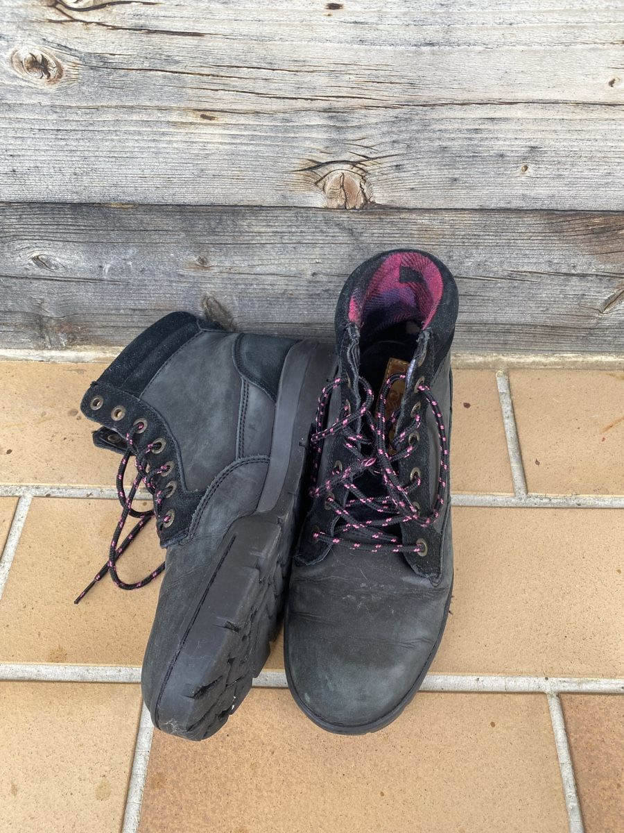 Fila Scarpe da donna: Fila hiking black boots EU 39 – Usato da St-Cergue venduto da noabzz 2