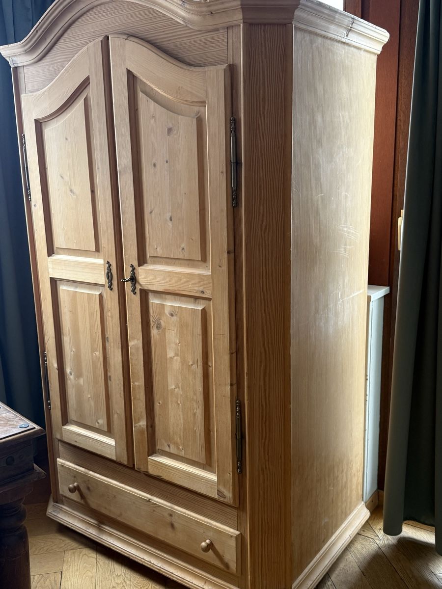 Mobili TV: Schöner alter TV Schrank – Usato da Zürich venduto da niaaha 2