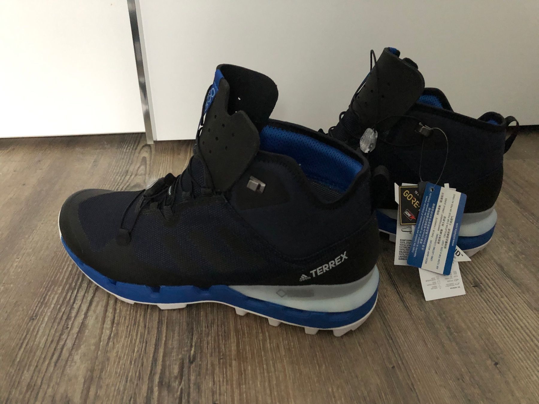 Adidas Scarpe da uomo: ADIDAS TERREX FAST MID GTX Wanderschuhe – Nuovo e nell'imballaggio originale da Mülenen venduto da CreativeSolutions 5