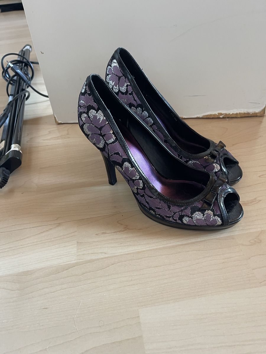 Graceland Scarpe da donna: Graceland Peeptoe High Heels Gr. 38 – Usato da Thun venduto da ElleChanel
