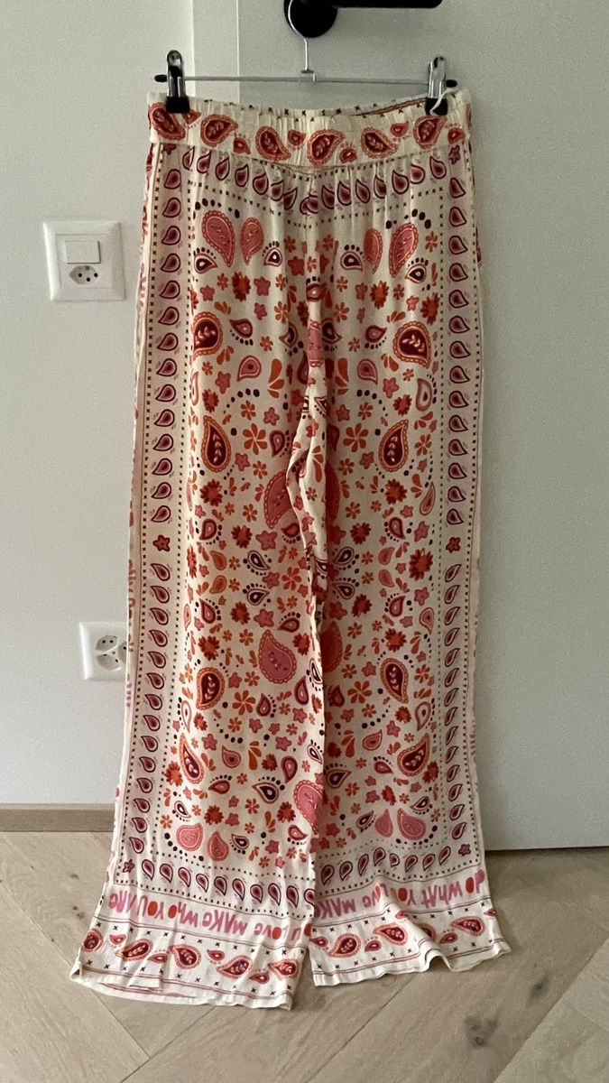 Lotti di vestiti: NEUF Ensemble en viscose MKT  – Nuovo e nell'imballaggio originale da Satigny venduto da Pauline_1987 7