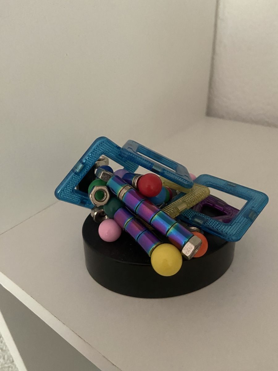 Kit di costruzioni: Magnetbausteine Set mit magnetischen Stäben und Kugeln Kind – Usato da Heimberg venduto da Mondlicht26