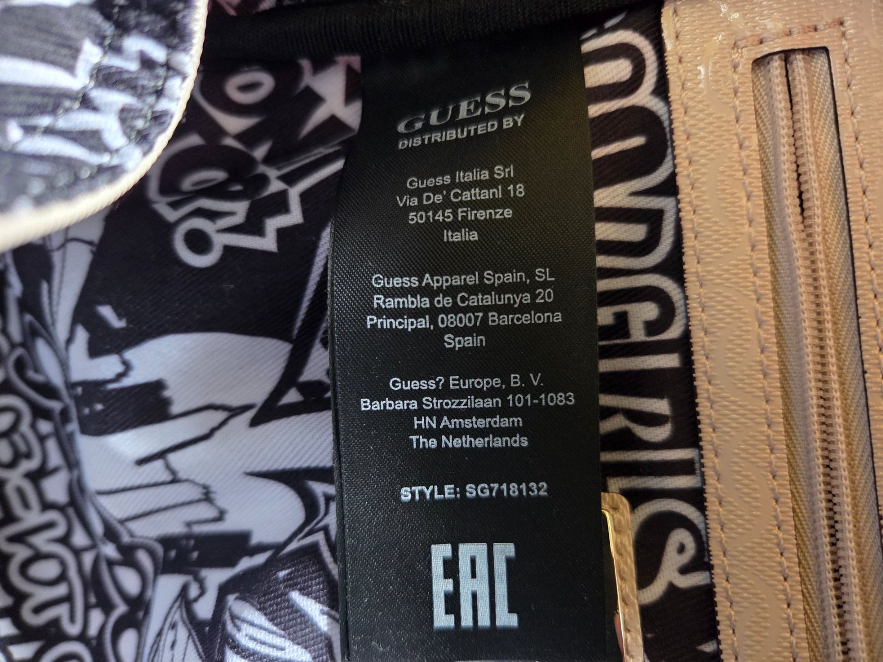 Guess Zaini: Guess Rucksack – Usato da Basel venduto da Norge_69 4