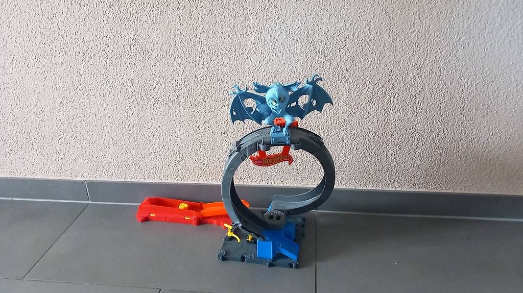 Giocattoli: Hot Wheels Looping Bahn – Usato da Wagen venduto da hunt3r