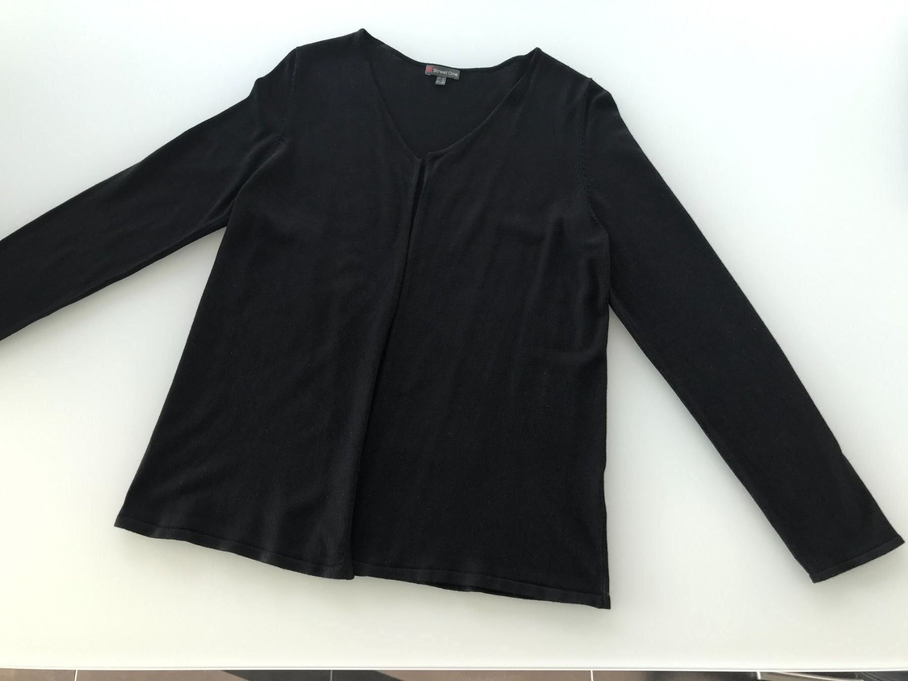 Giacche: Street One Strickjacke schwarz – Usato da Wisen SO venduto da Ihunter 3