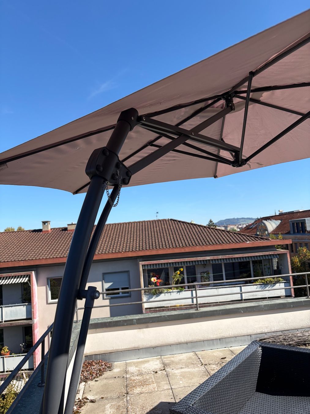 Ombrelloni: Sonnenschirm für Balkon, Garten oder Terrasse – Usato da Bern venduto da Cyru123 2