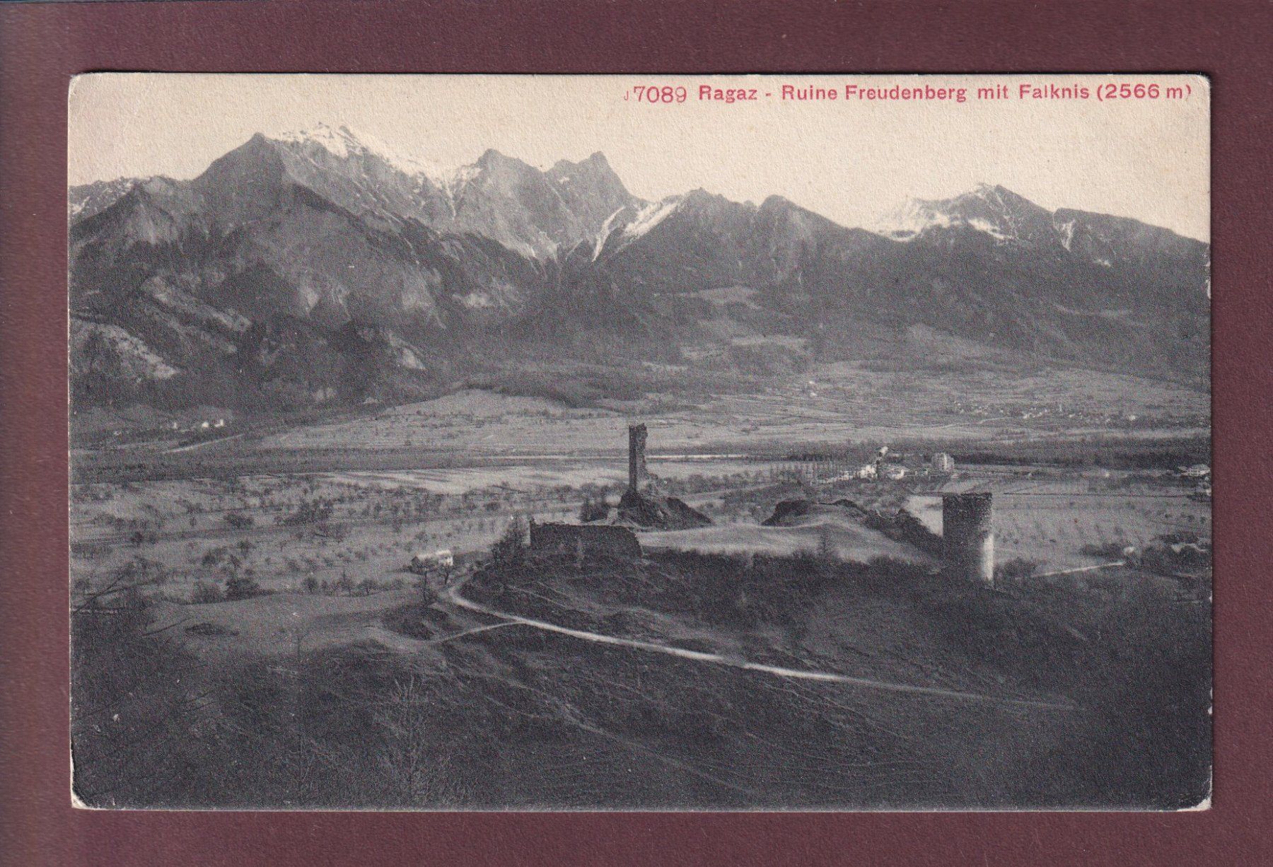 Cartoline postali: RAGAZ - Ruine Freundenberg – Usato da Pully venduto da nicecards