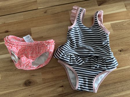 Lot de 2 maillot de bain 2-3 ans