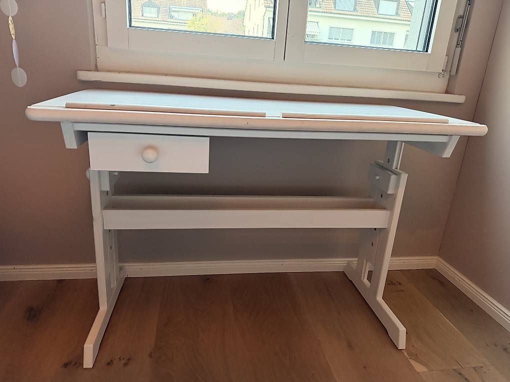 Bureaux: Schreibtisch Kinder – D'occasion à Uetikon am See par Napier1995 3
