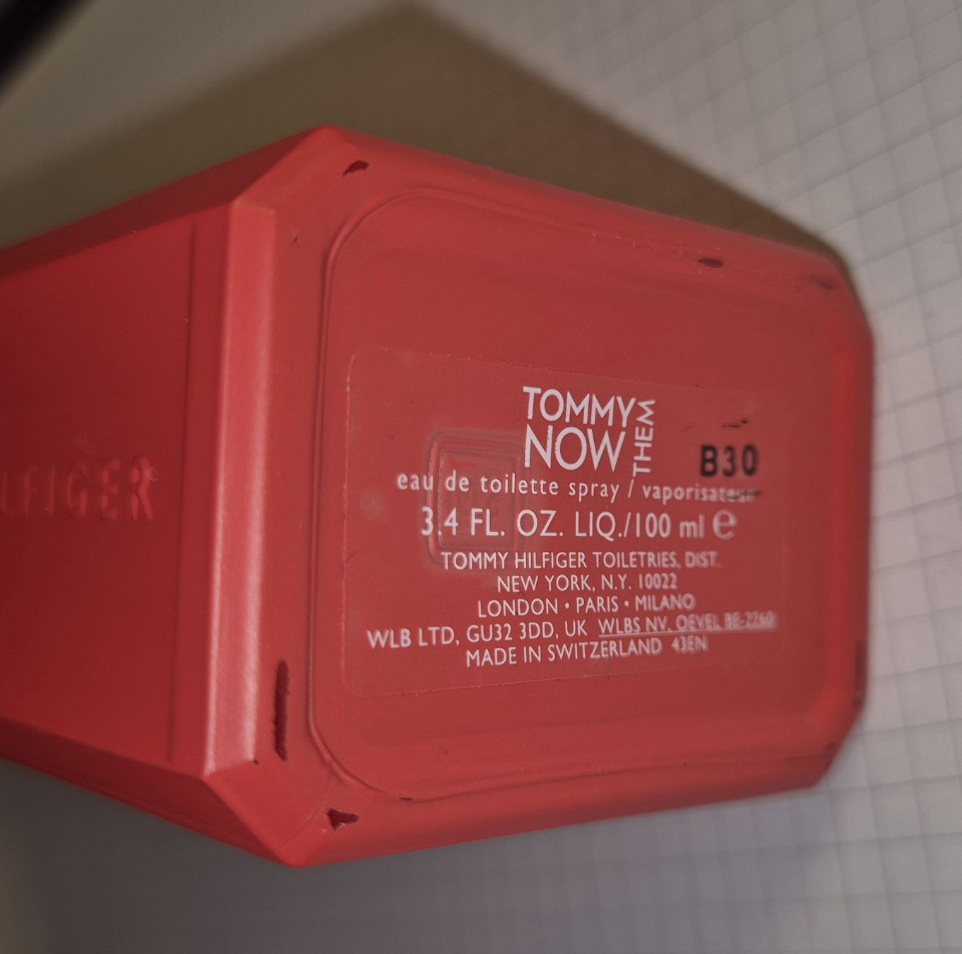 Altro in Stoviglie & Bicchieri: Tommy Hilfiger leere Parfume Flasche – Usato da Hedingen venduto da Zwackul 1